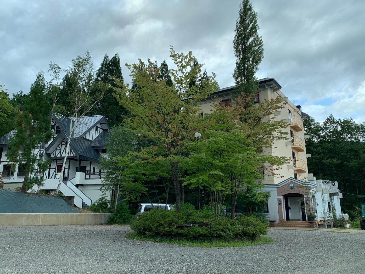 Wadano Forest Hotel & Apartments Hakuba Exterior photo